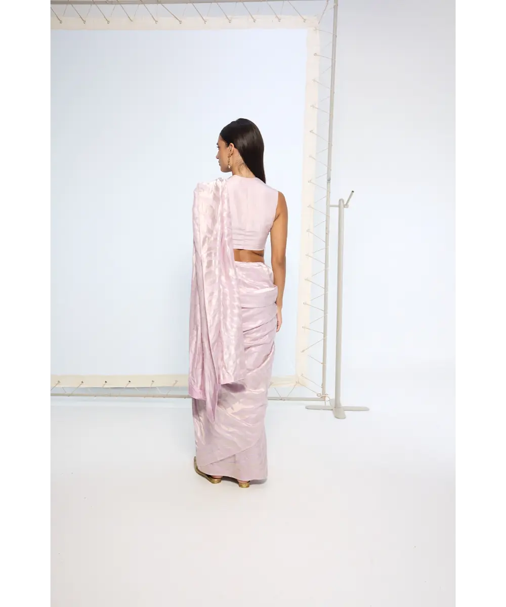 EKAYA BANARAS - Handwoven Lilac Silk Saree